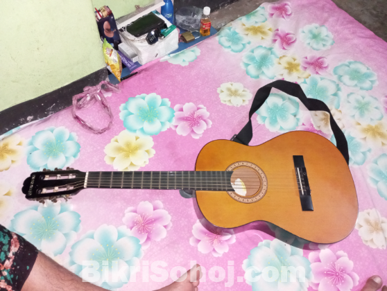 Suzuki SCG-2S 3/4 Nylon String Classiacal Guitar